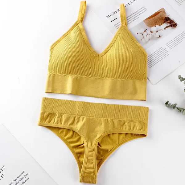 seamless bra and panty set